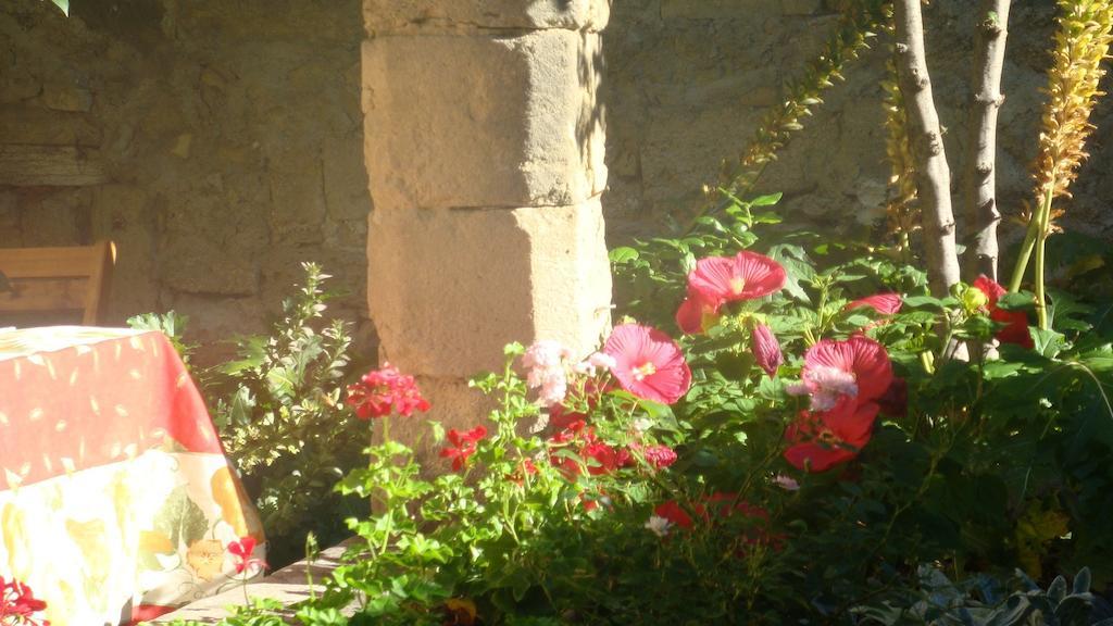 Le Richelieu Uzès Exterior foto