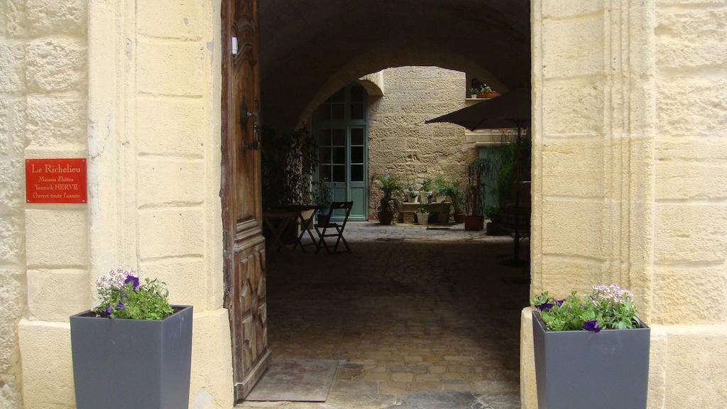Le Richelieu Uzès Exterior foto